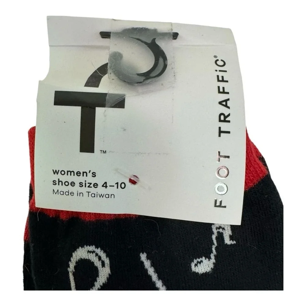 Foot Traffic Women's Black Musical Notes Crew‎ Socks Shoe Size 4-10